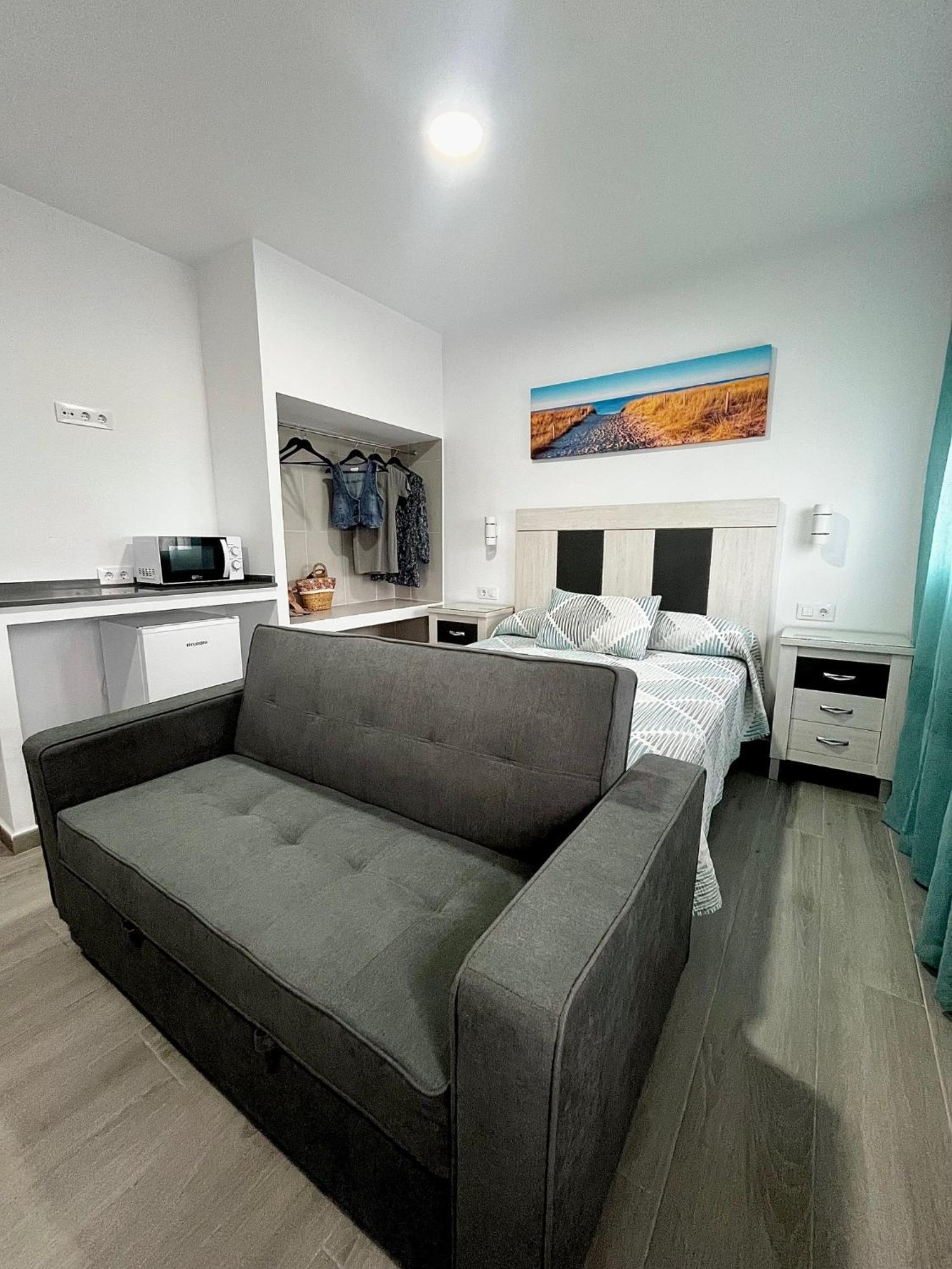 Hostal Los Mellizos Conil De La Frontera Extérieur photo