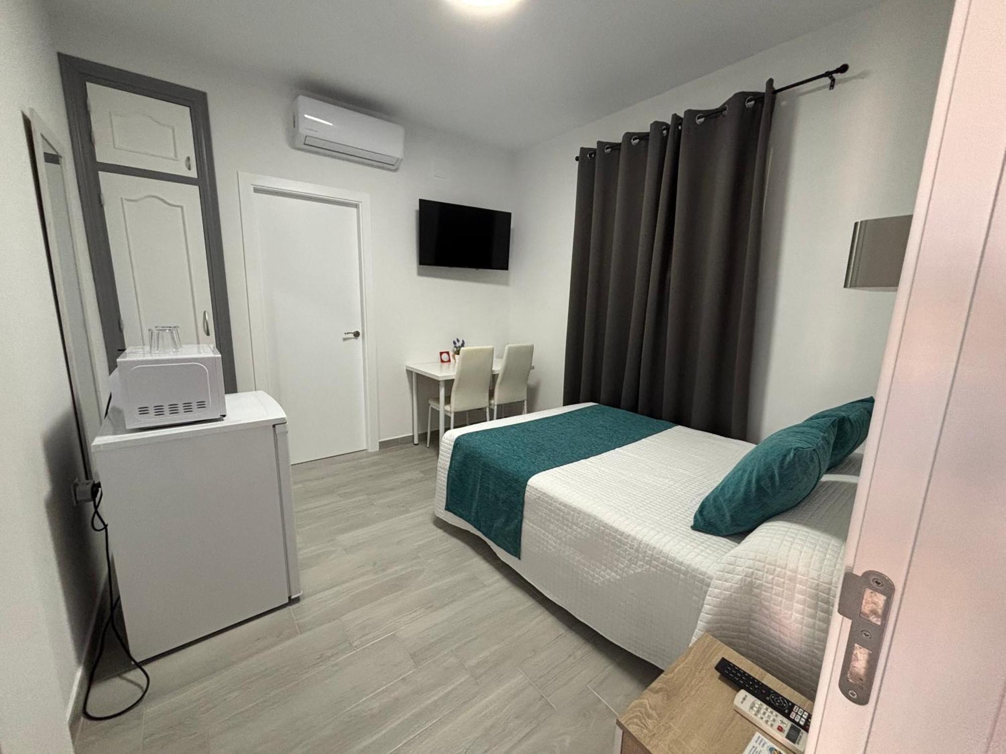 Hostal Los Mellizos Conil De La Frontera Extérieur photo